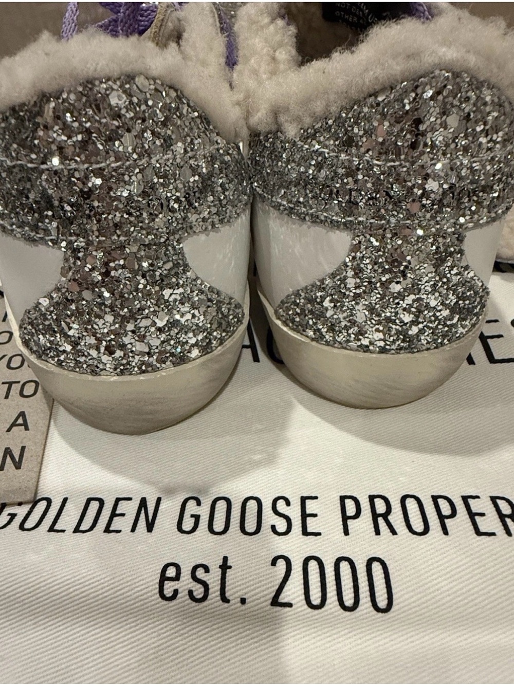 Golden Goose white sneakers with red star and silver glitter heel - Picture 5 of 8